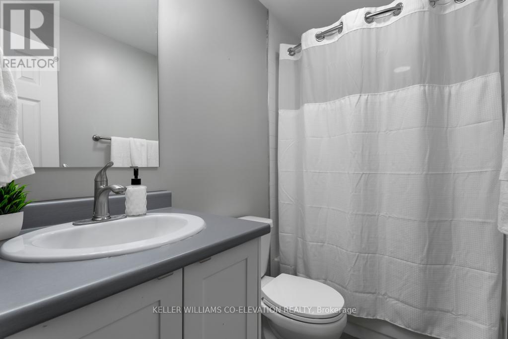 Photo 16 of 2 164 168 Picton Street E, Hamilton ON