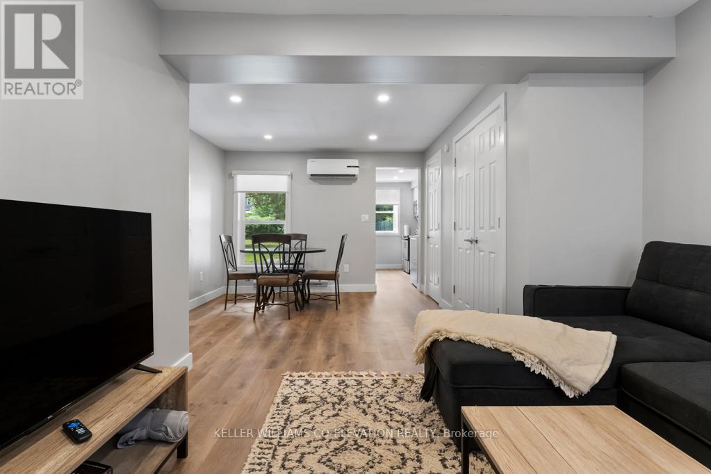 Photo 11 of 2 164 168 Picton Street E, Hamilton ON