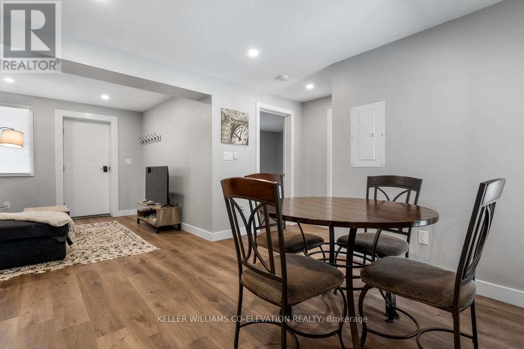 Photo 18 of 2 164 168 Picton Street E, Hamilton ON