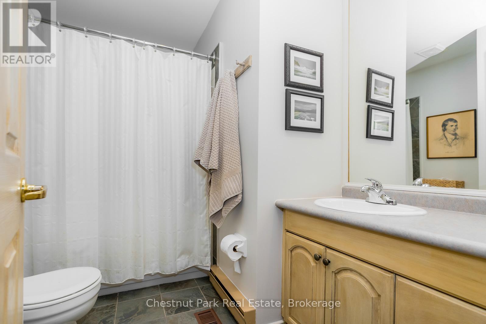 Photo 12 of 197 Escarpment Crescent, Collingwood ON