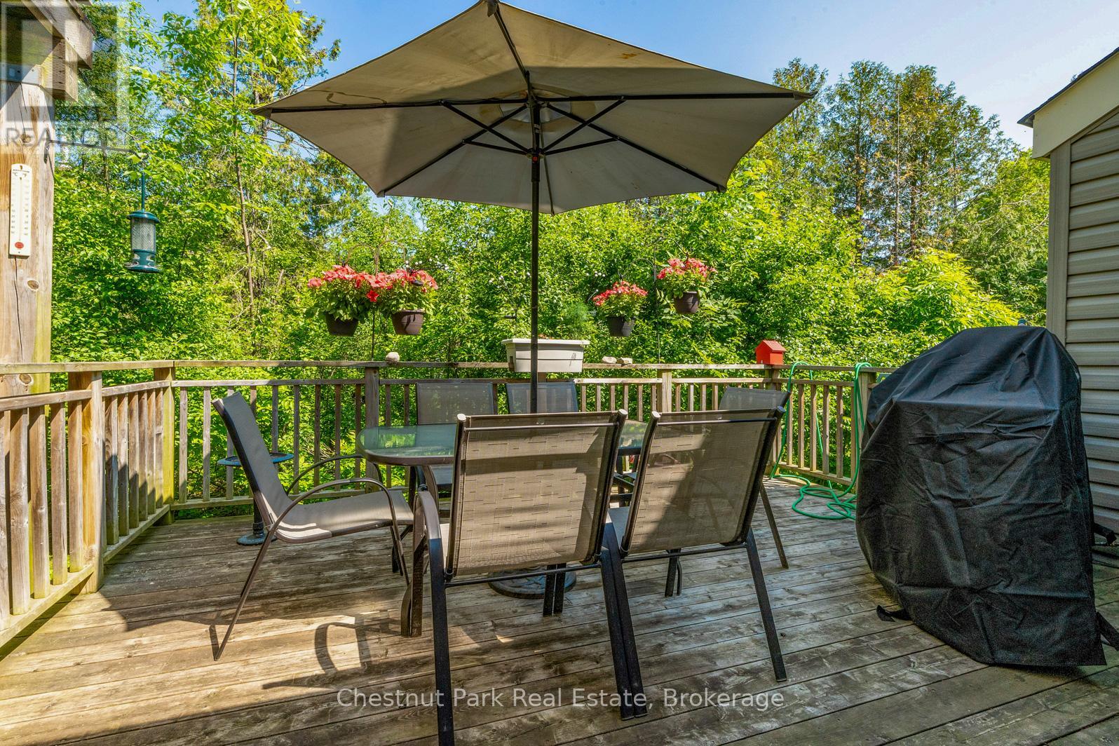 Photo 30 of 197 Escarpment Crescent, Collingwood ON