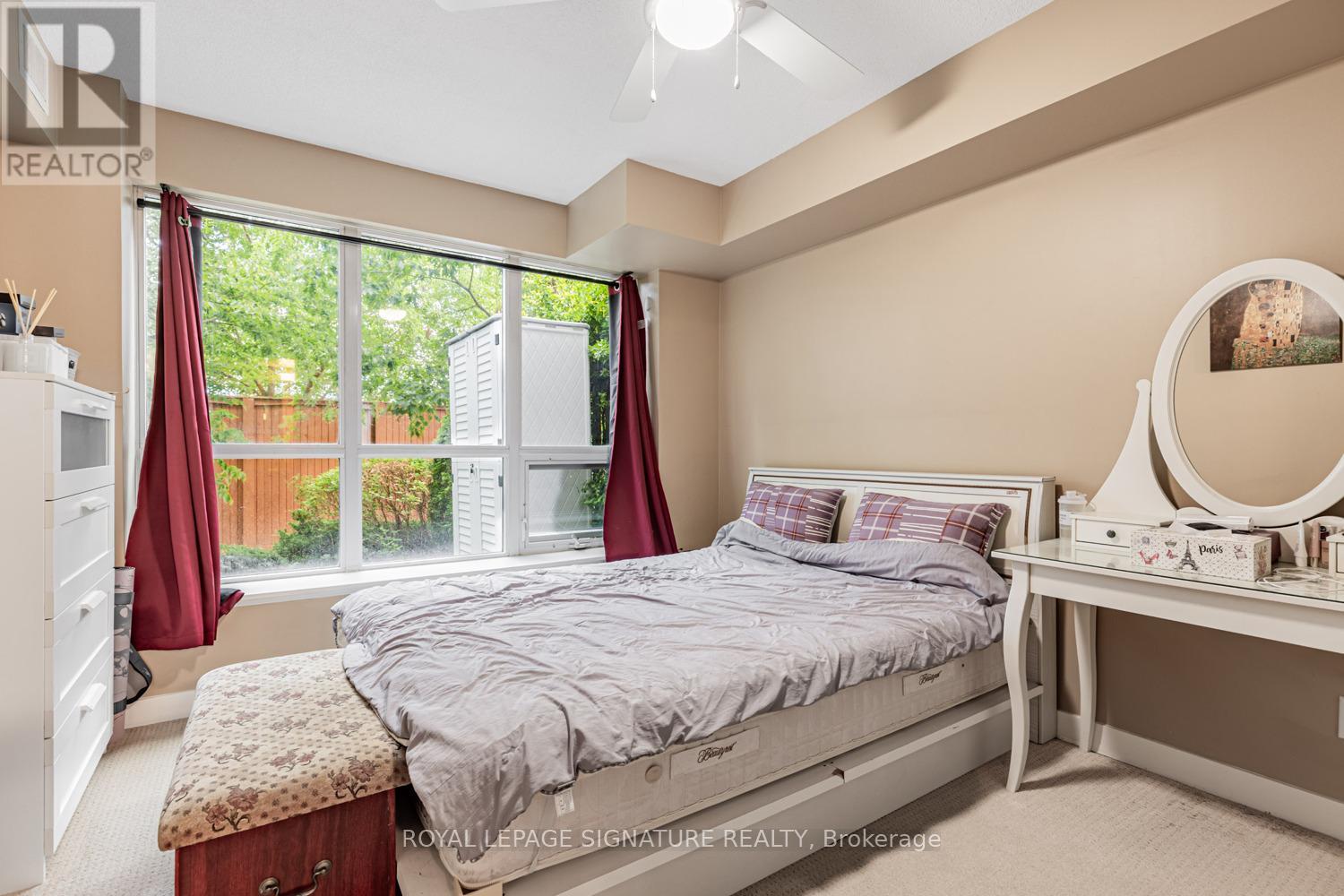 Photo 10 of 221 120 Dallimore Circle, Toronto ON