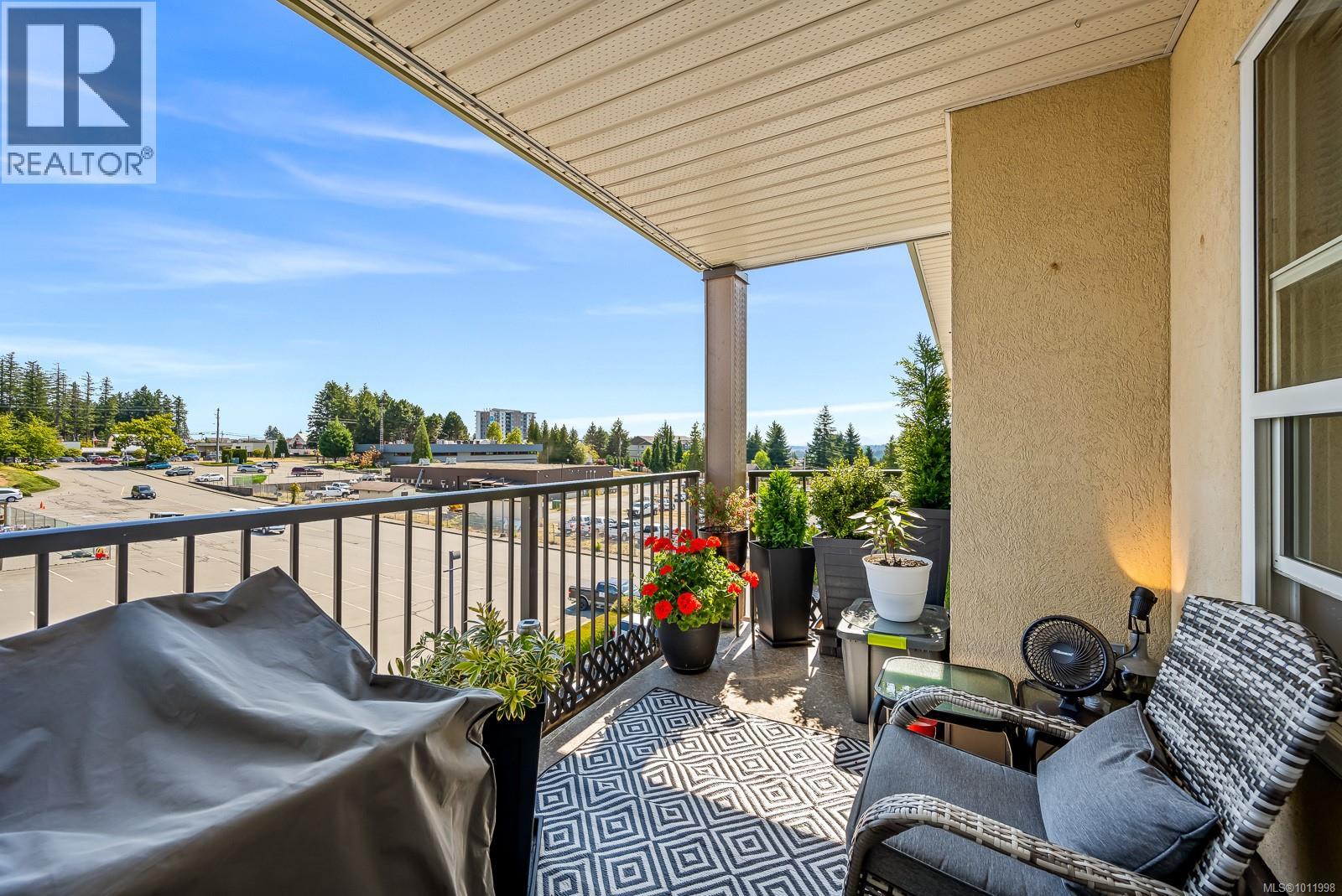 402 280 Dogwood St S, Campbell River