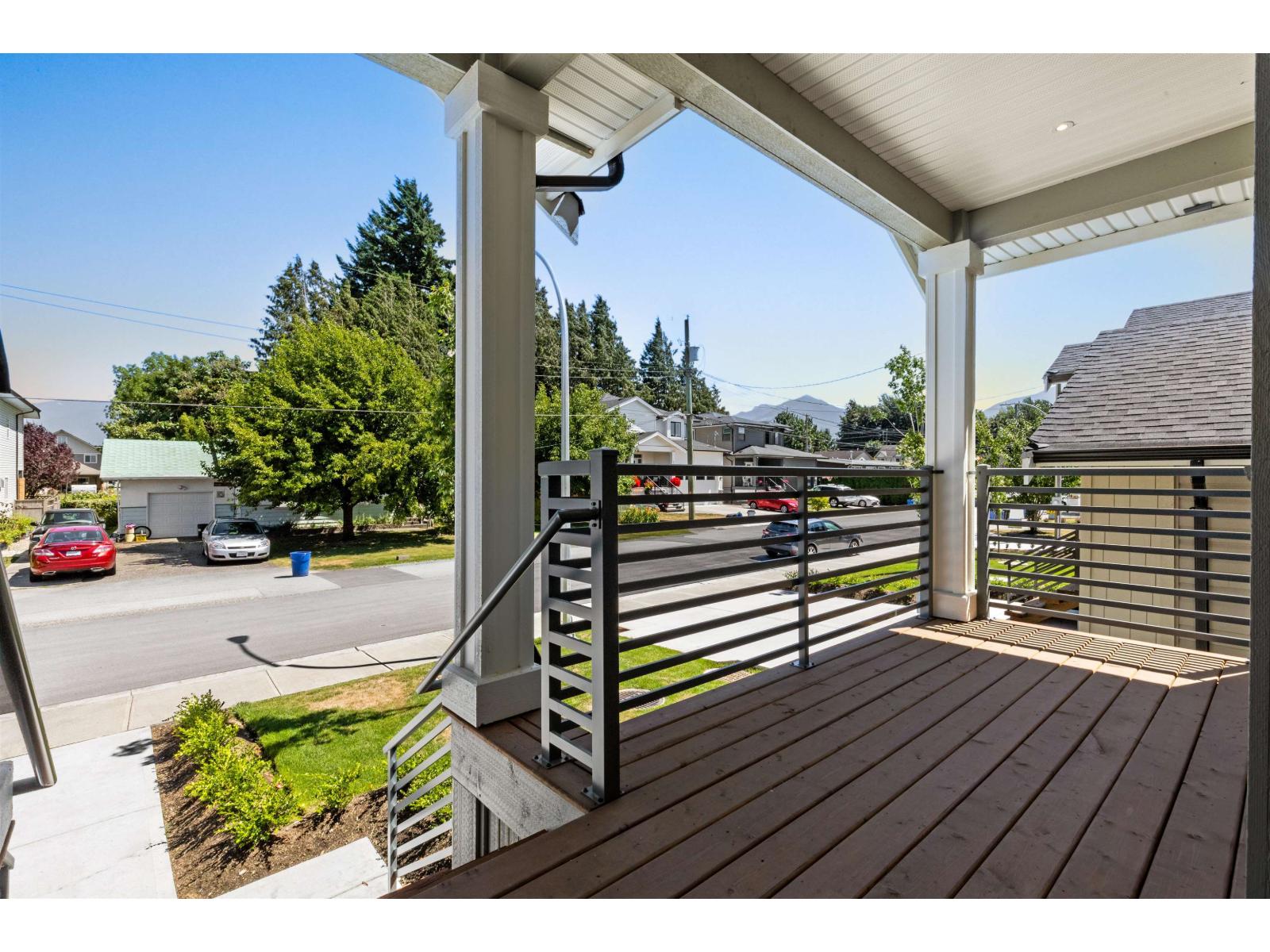 Photo 6 of 7143 Elwood Drive Sardis West Vedder, Chilliwack BC