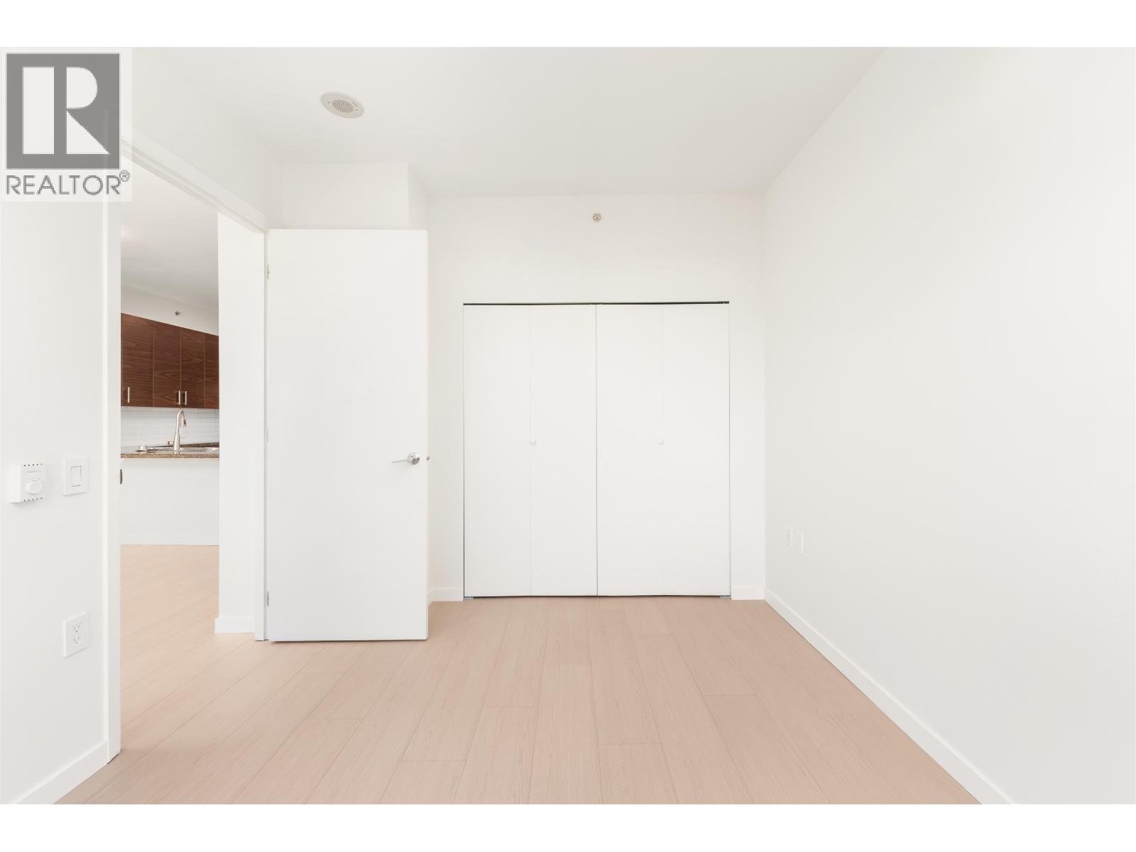 Photo 27 of 1002 2355 Madison Avenue, Burnaby BC