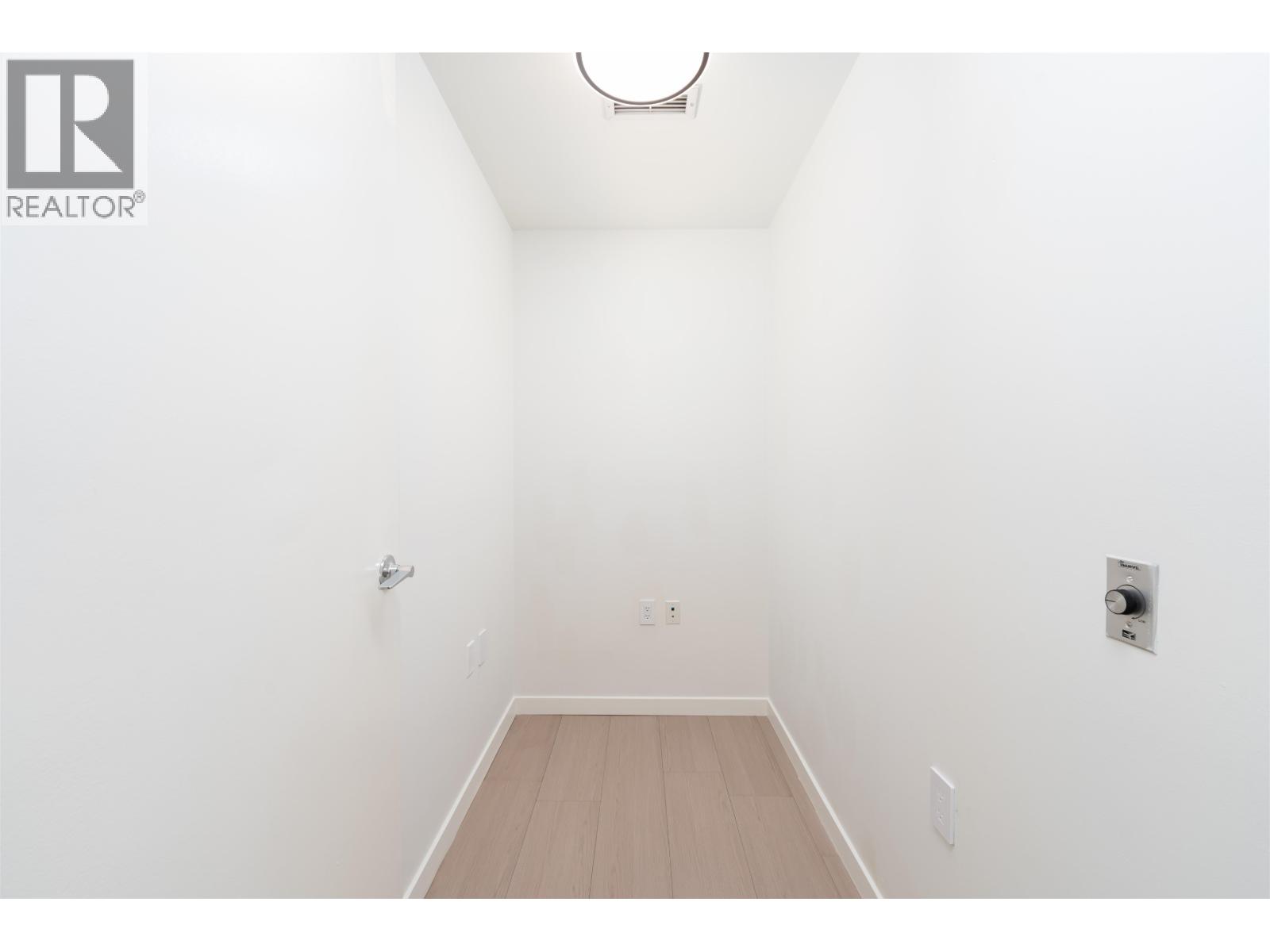 Photo 23 of 1002 2355 Madison Avenue, Burnaby BC