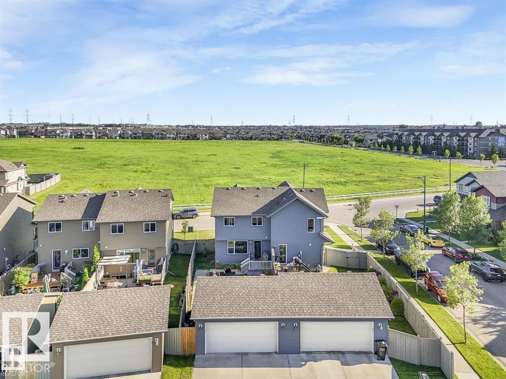 Photo 63 of 2954 18 A Av Nw, Edmonton AB