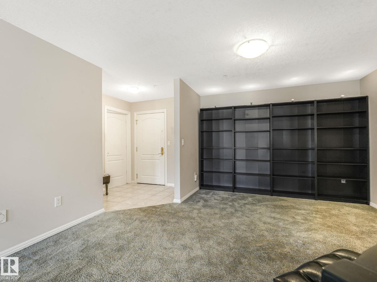 Photo 3 of 114 6220 Fulton Rd Nw, Edmonton AB