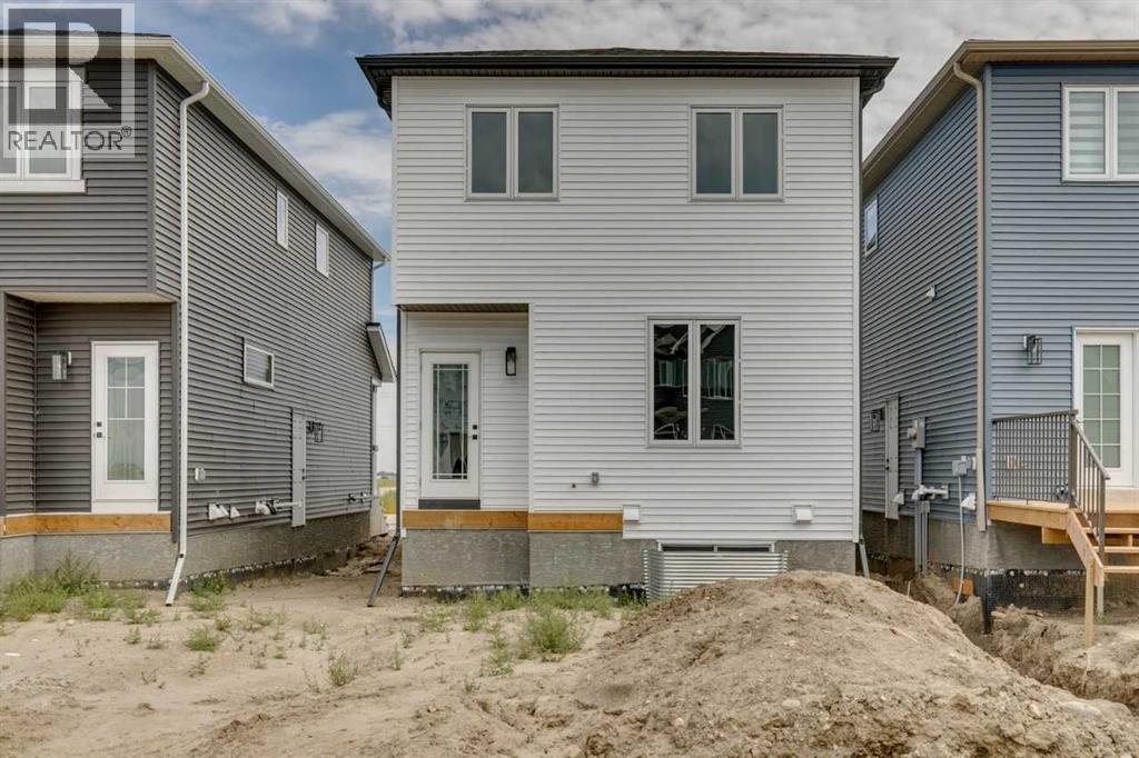 Photo 18 of 469 Hotchkiss Drive Sw, Calgary AB