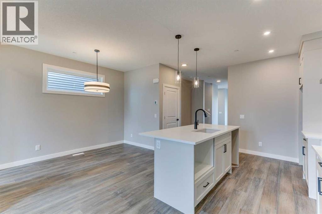 Photo 35 of 469 Hotchkiss Drive Sw, Calgary AB