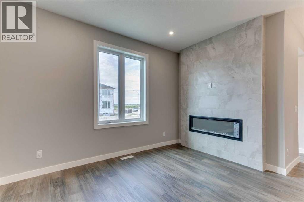 Photo 34 of 469 Hotchkiss Drive Sw, Calgary AB