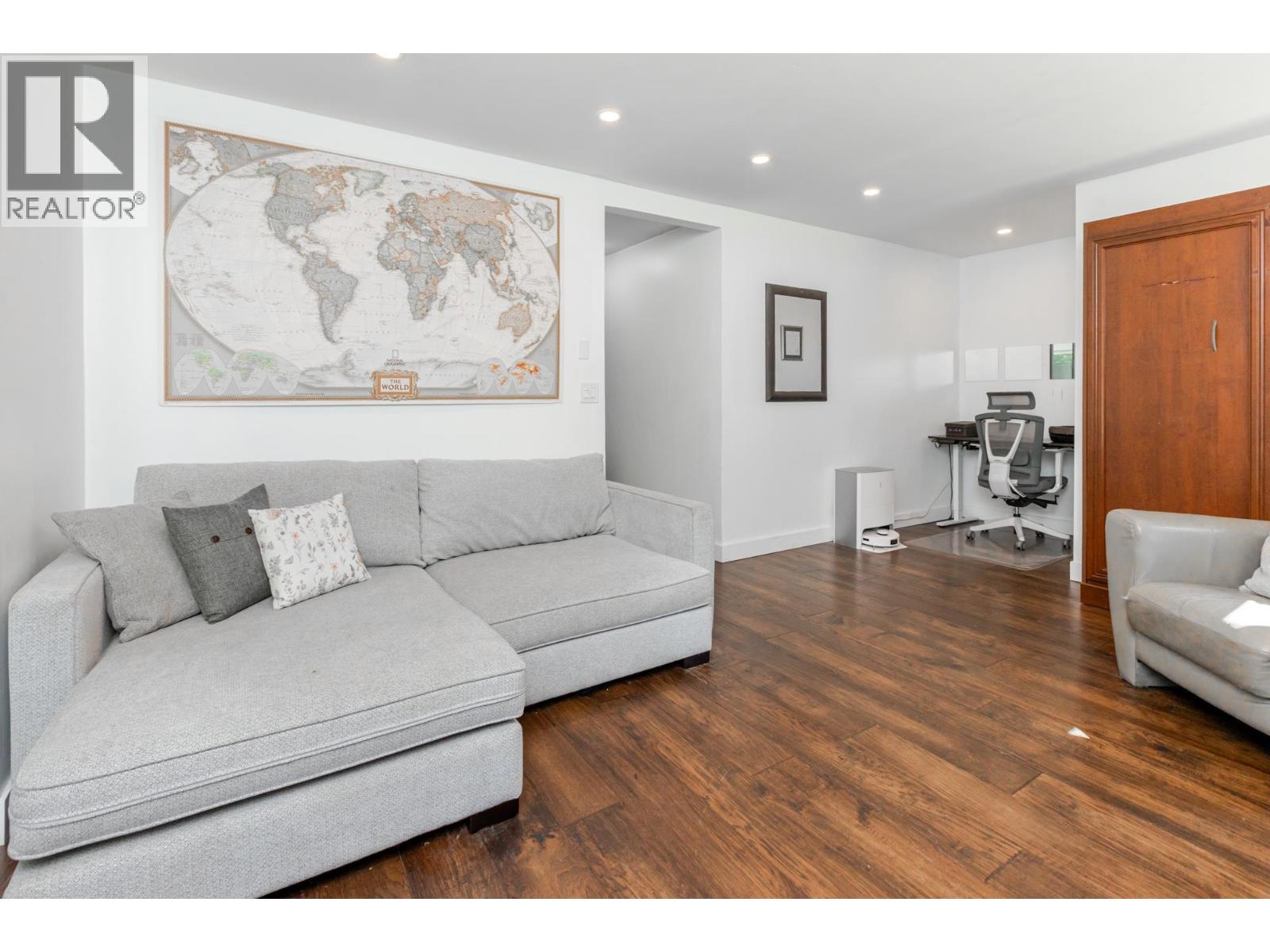 105E 3655 SHAUGHNESSY STREET, Port Coquitlam