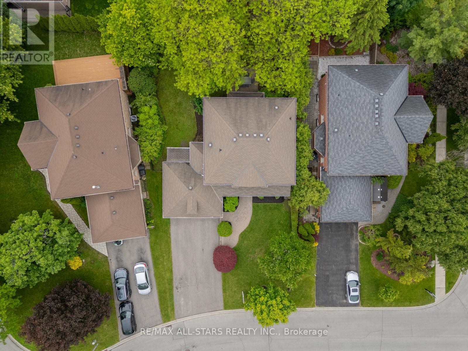 Photo 43 of 150 Park Drive, Whitchurchstouffville ON