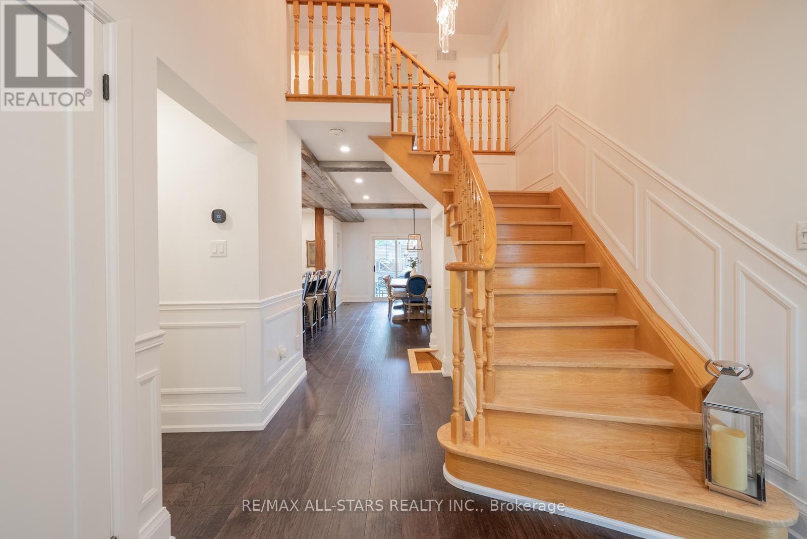 Photo 5 of 150 Park Drive, Whitchurchstouffville ON