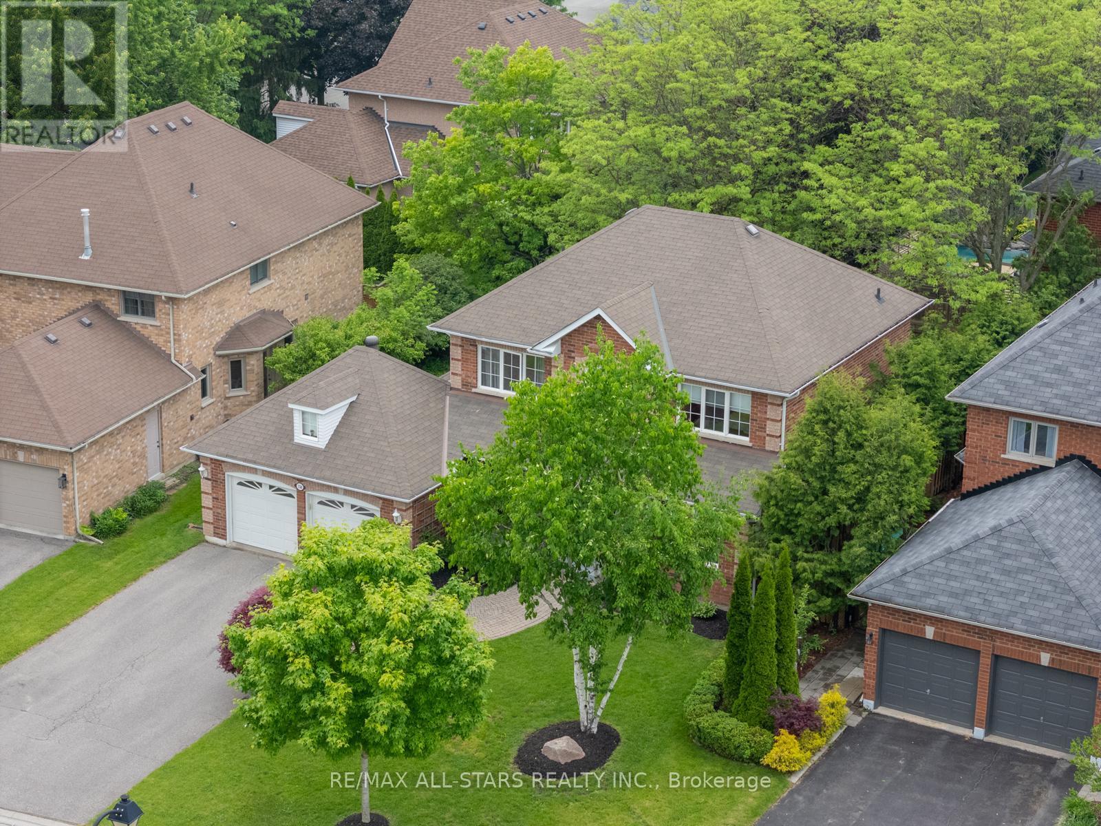 Photo 39 of 150 Park Drive, Whitchurchstouffville ON