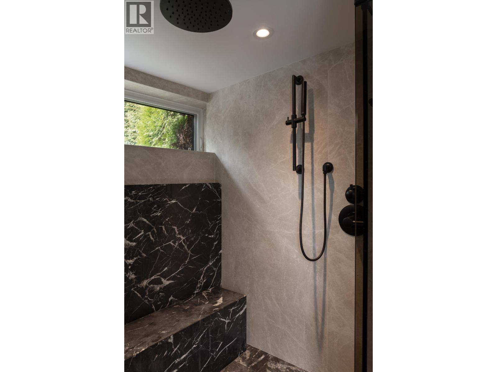 Photo 39 of 4278 Rockridge Place, West Vancouver BC