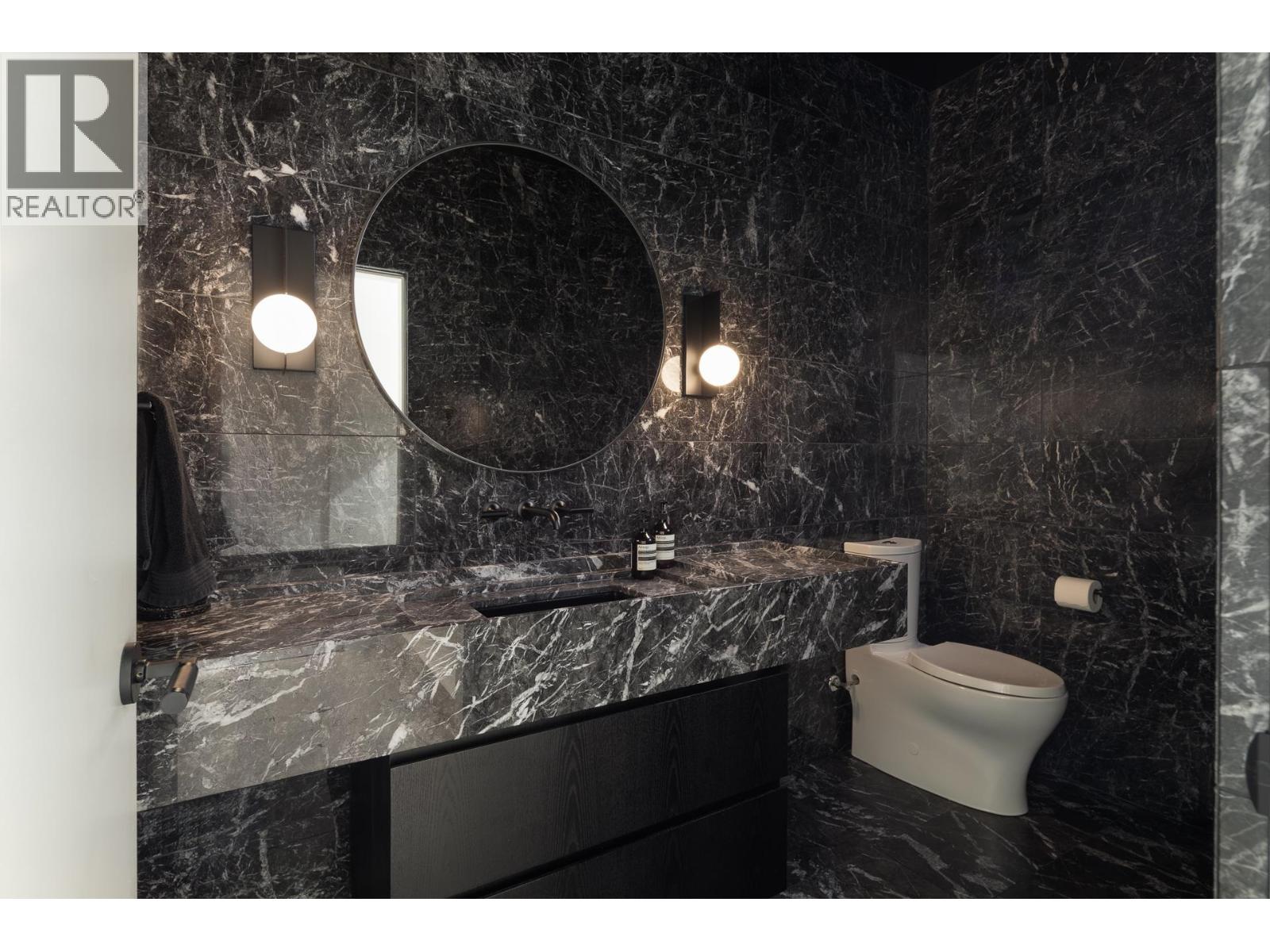 Photo 18 of 4278 Rockridge Place, West Vancouver BC