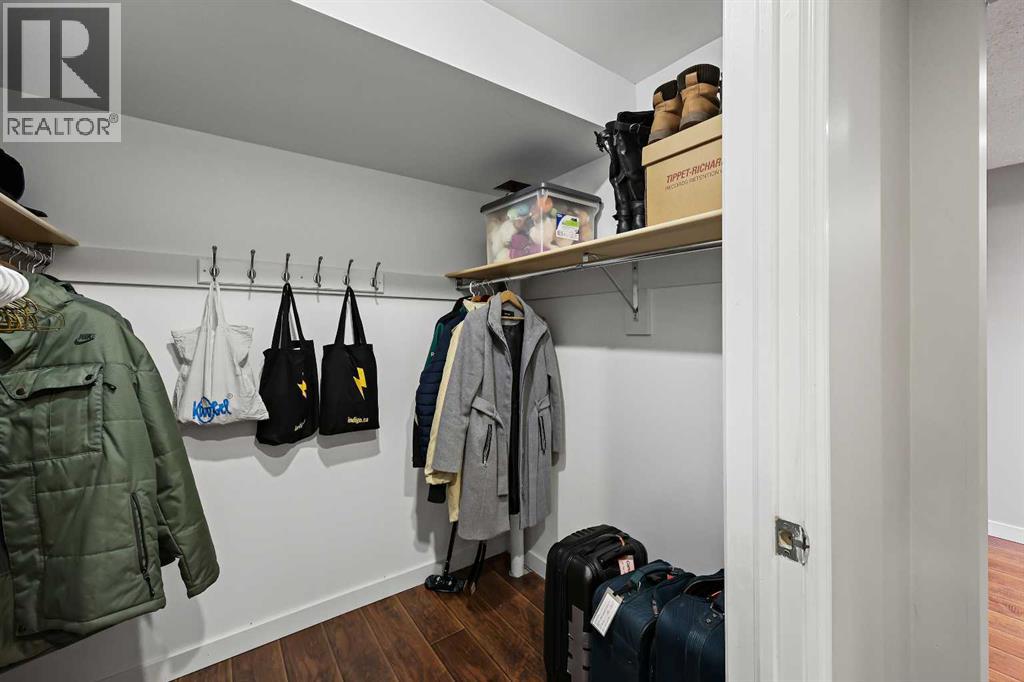 Photo 13 of 5476 Dalrymple Crescent Nw, Calgary AB