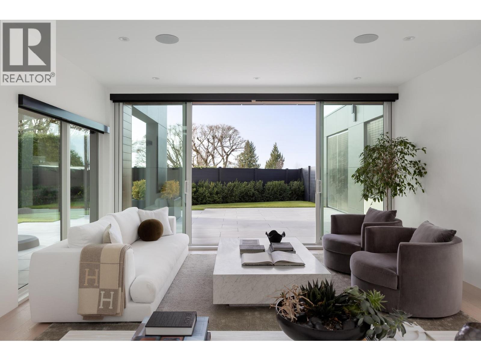 Photo 10 of 4278 Rockridge Place, West Vancouver BC