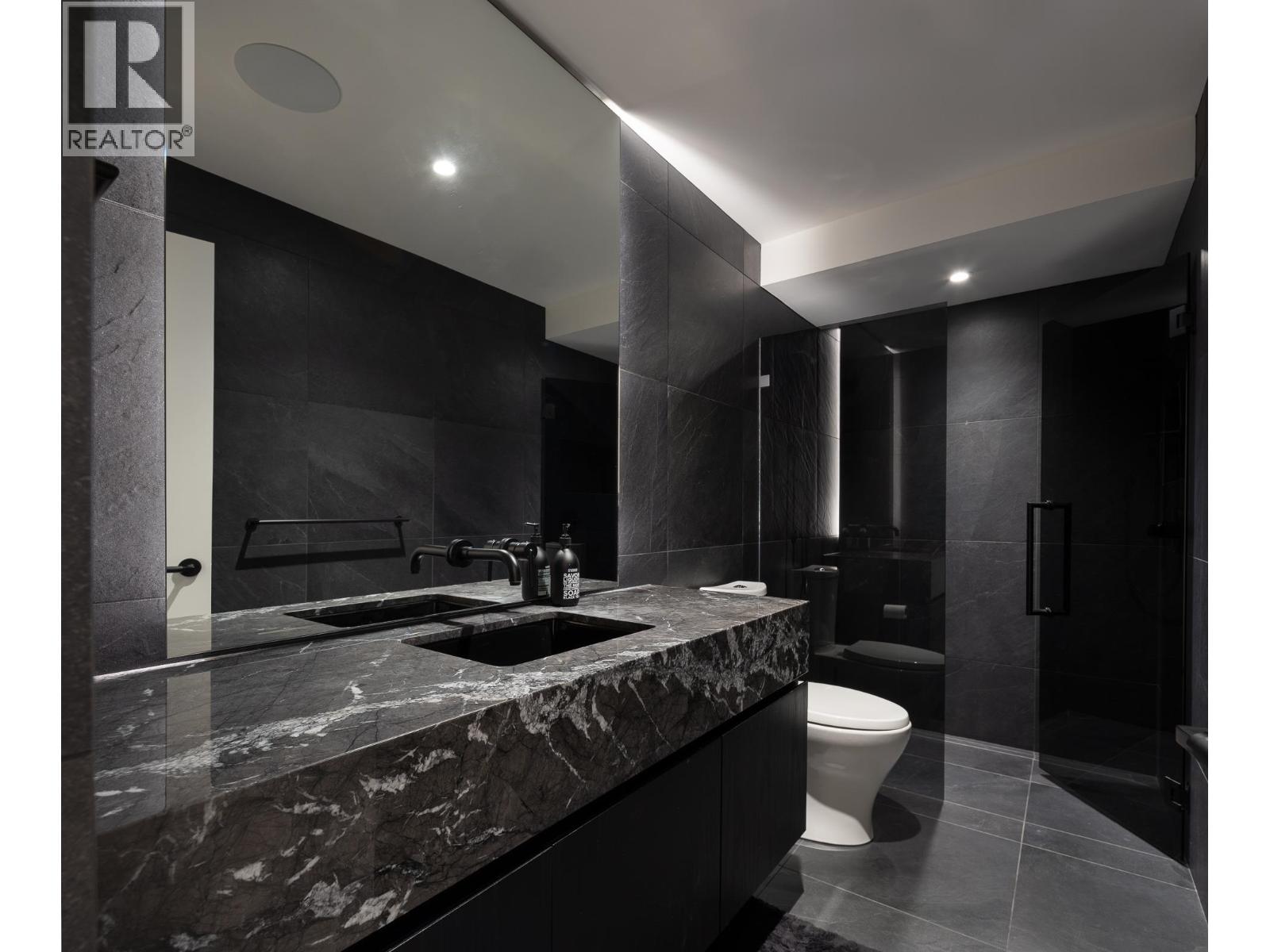 Photo 1 of 4278 Rockridge Place, West Vancouver BC