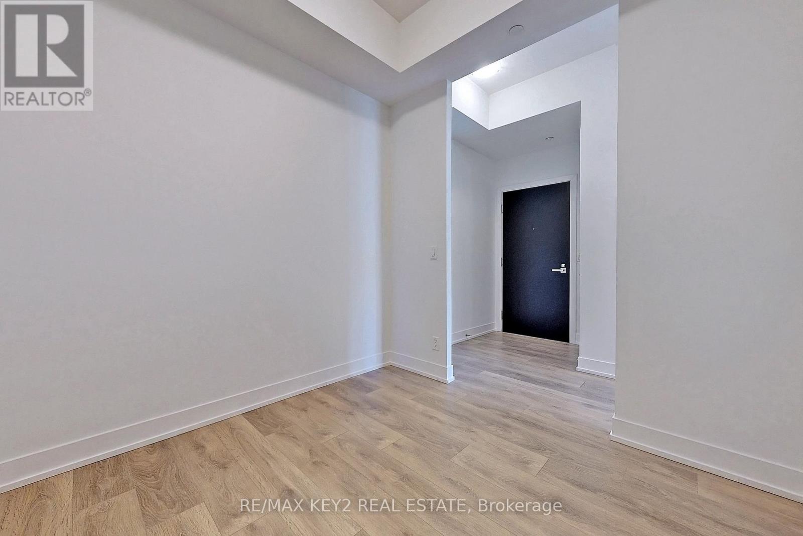 Photo 28 of 735 9471 Yonge Street, Richmond Hill ON
