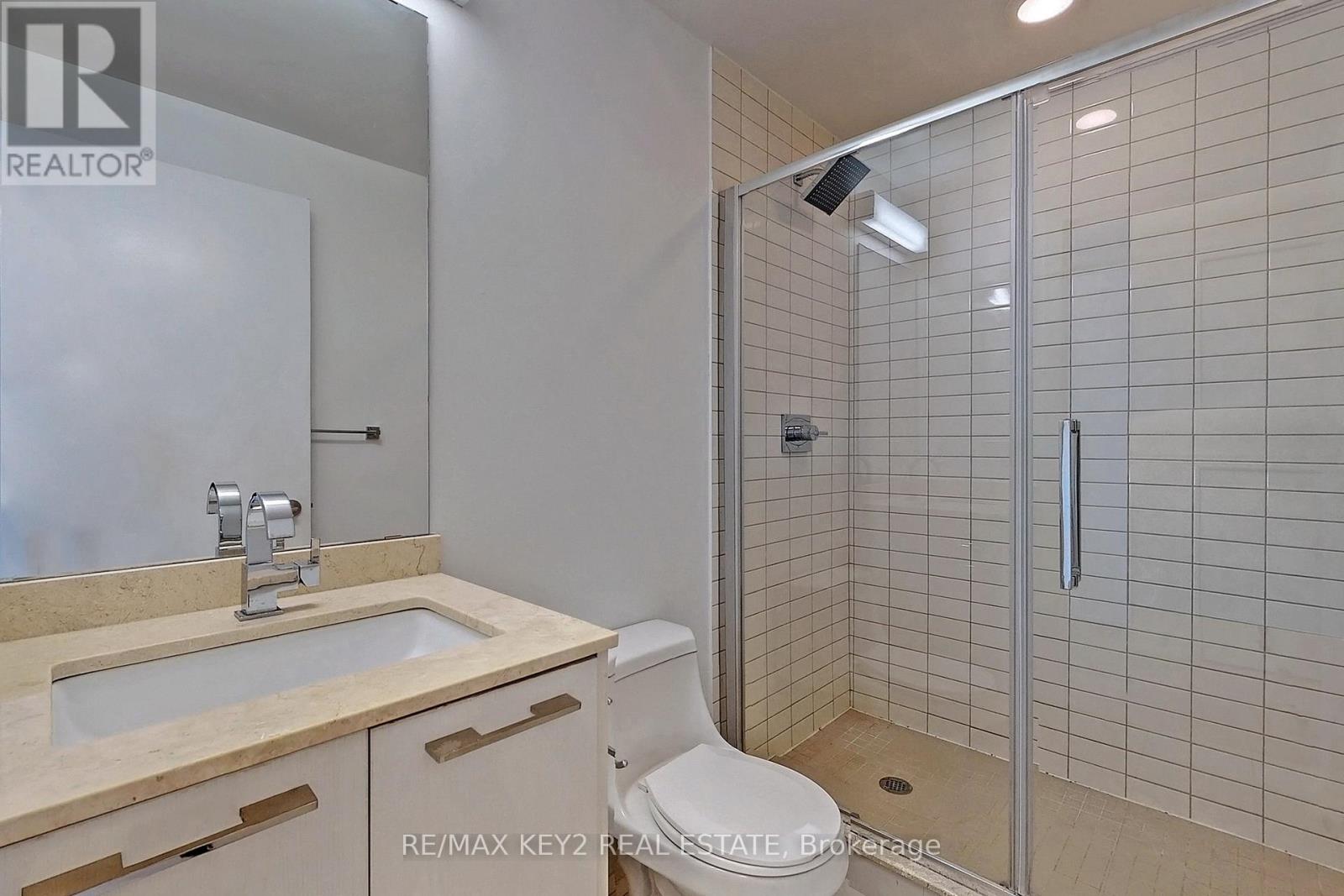 Photo 36 of 735 9471 Yonge Street, Richmond Hill ON