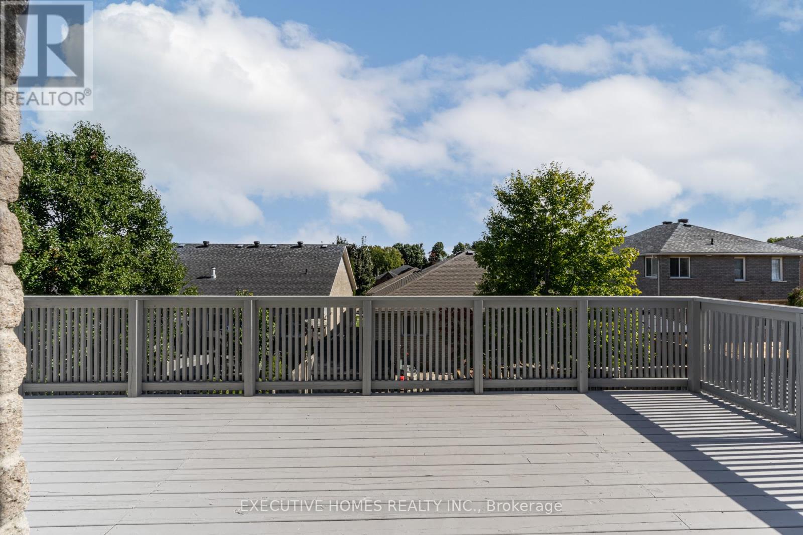 Photo 20 of 254 Livingstone Street E, Barrie ON