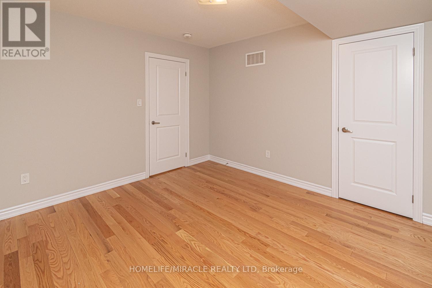 Photo 7 of 35 Bannister Road, Barrie ON