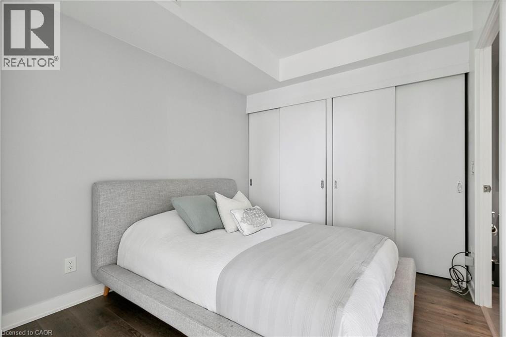 Photo 2 of 110 Charles Street E Unit 2604, Toronto ON