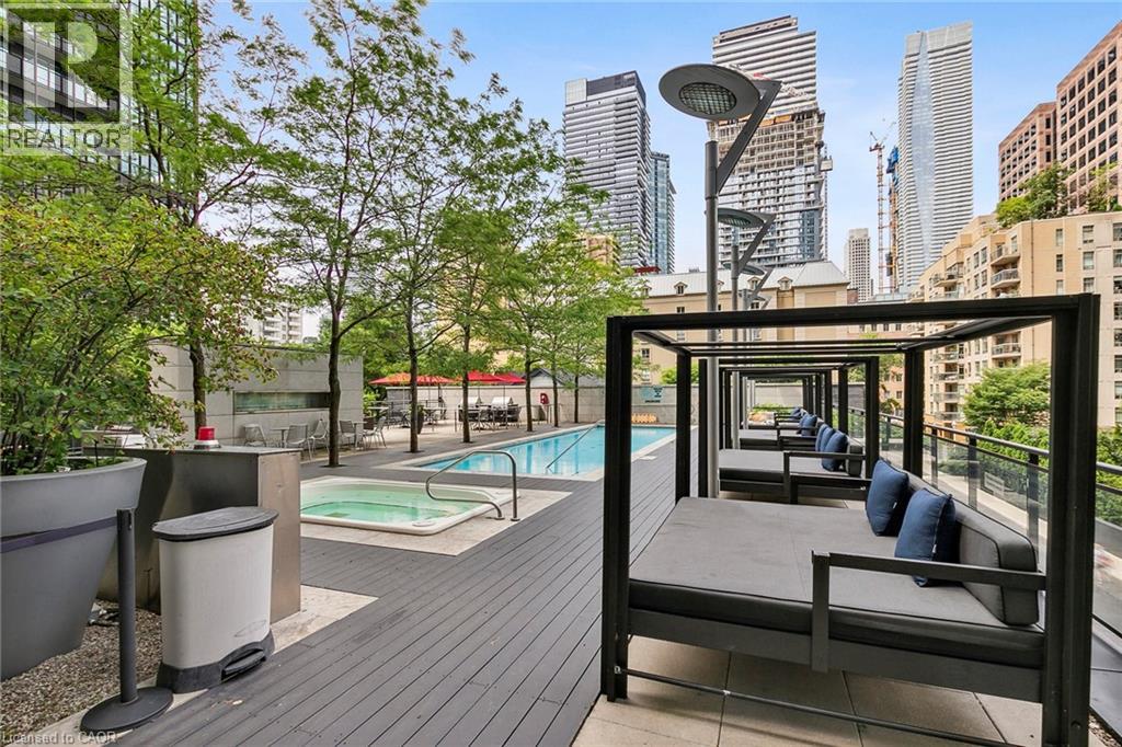 Photo 13 of 110 Charles Street E Unit 2604, Toronto ON