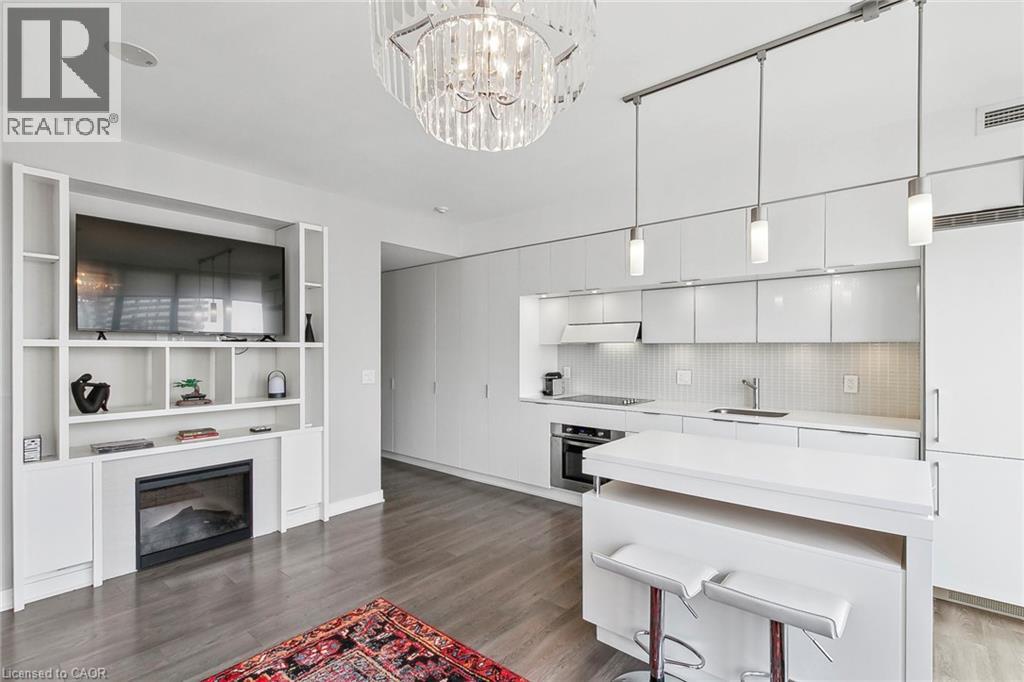 Photo 23 of 110 Charles Street E Unit 2604, Toronto ON