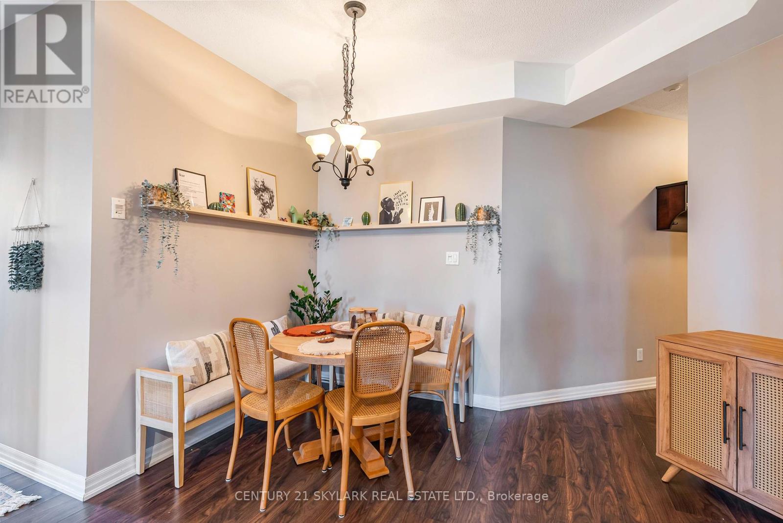 Photo 5 of 516 245 Dalesford Road, Toronto ON