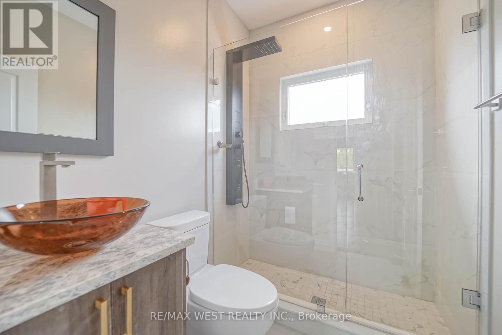 Photo 1 of 106 Celestine Drive, Toronto ON