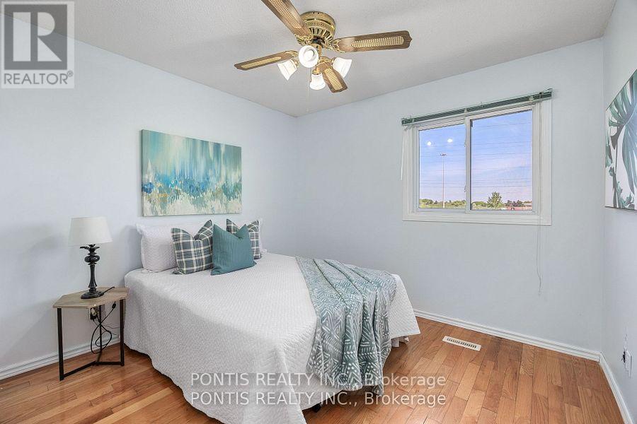 Photo 20 of 438 Aberfoyle Court, Mississauga ON