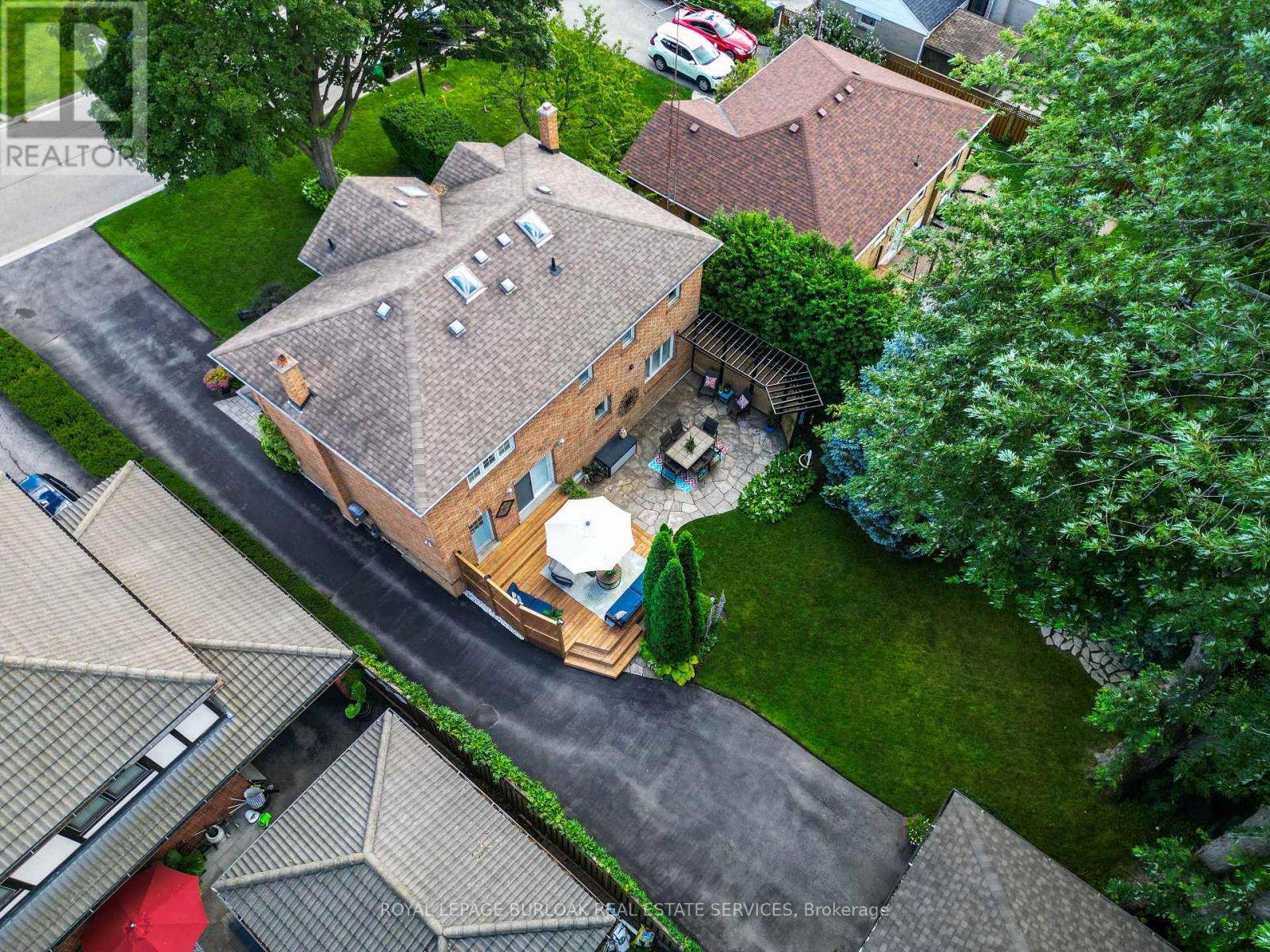 Photo 12 of 1486 Myron Drive, Mississauga ON