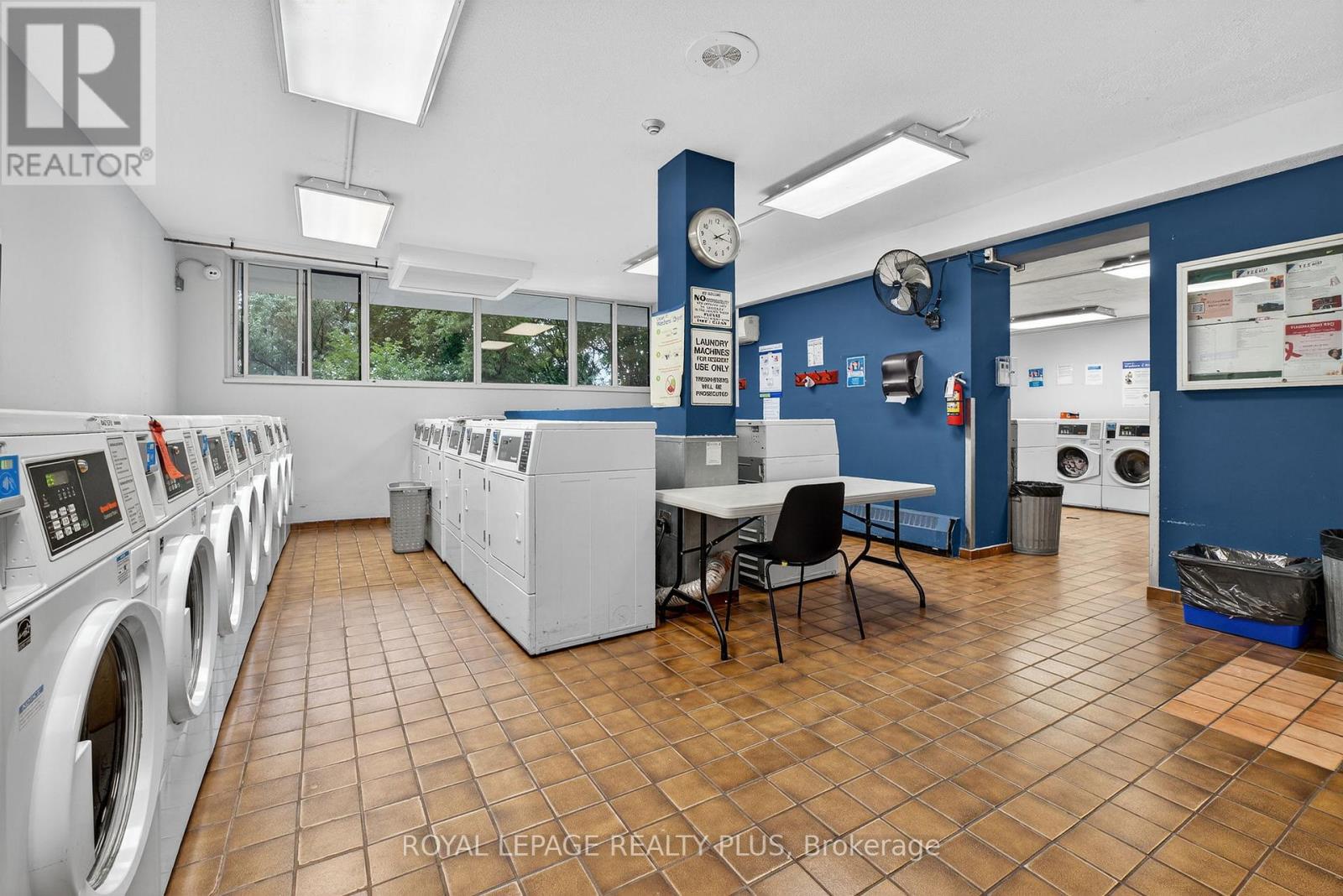Photo 2 of 1802 85 Emmett Avenue, Toronto ON