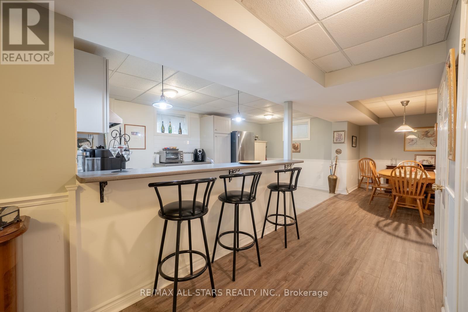 Photo 31 of 150 Park Drive, Whitchurchstouffville ON