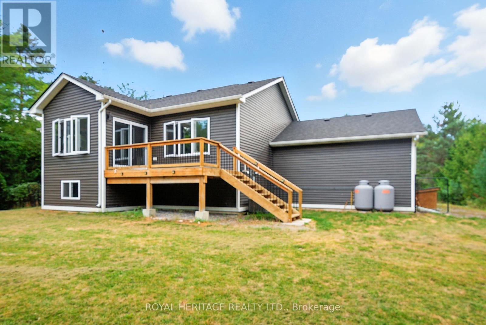 Photo 18 of 827 Dingman Road, Cramahe ON
