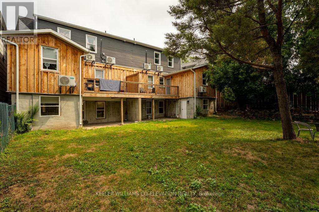 Photo 23 of 5 164 168 Picton Street E, Hamilton ON