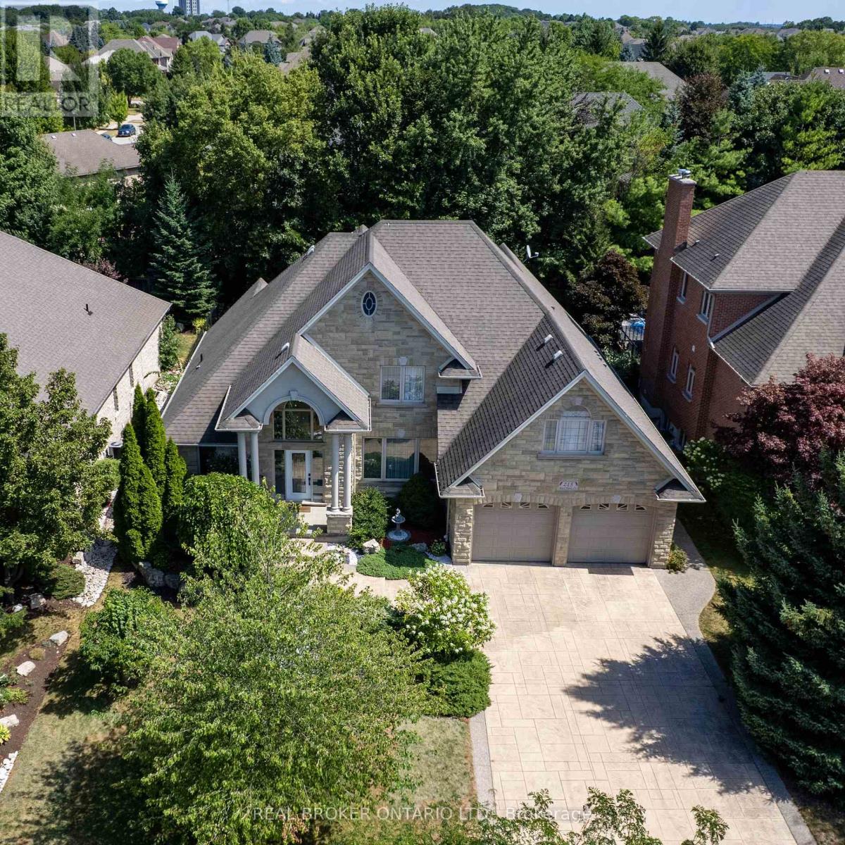 Photo 1 of 215 Black Maple Court, Kitchener ON