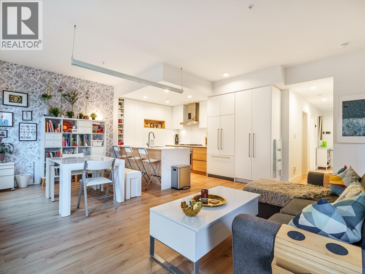 Photo 9 of 329 55 Klahanie Drive, Port Moody BC