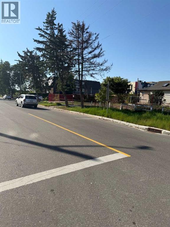 Photo 1 of 4602 48 Avenue, Red Deer AB