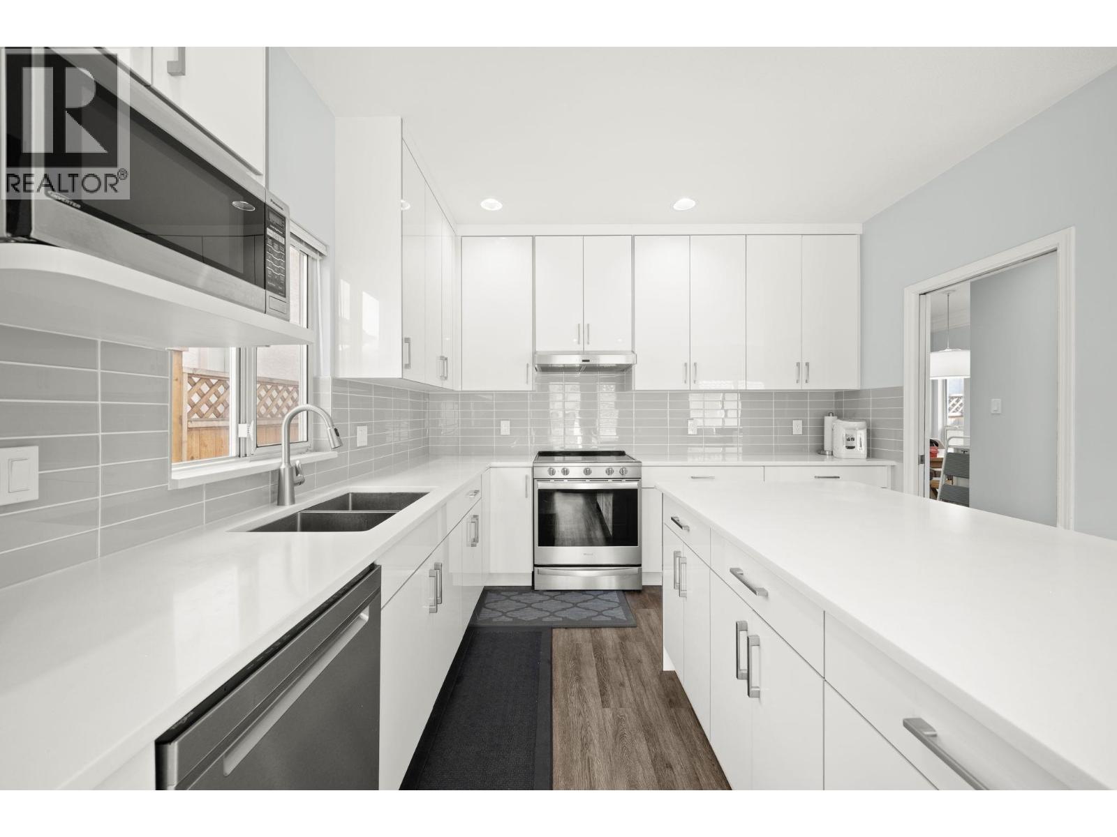 Photo 9 of 4380 No 5 Road, Richmond BC