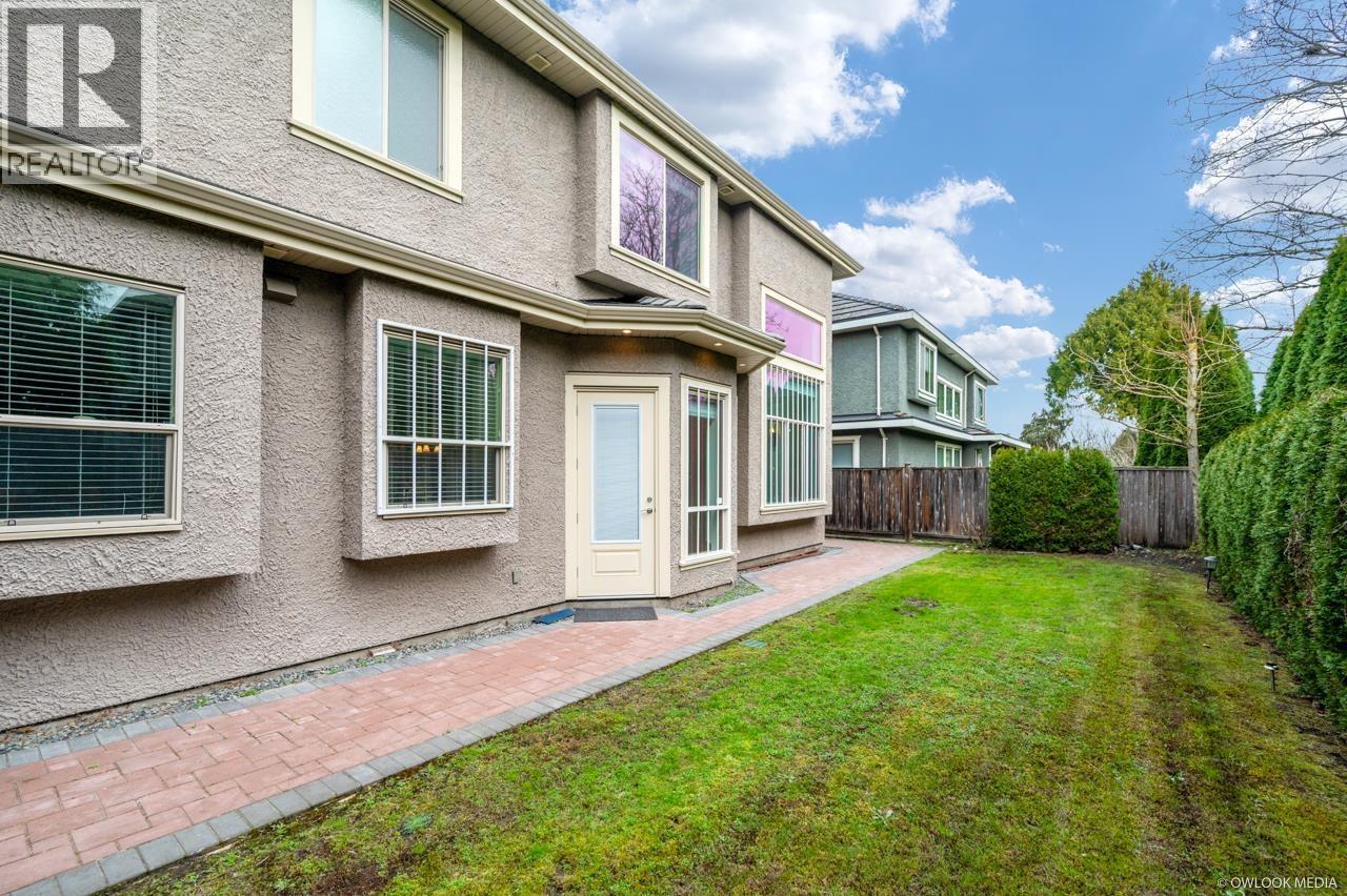 Photo 13 of 5500 Chemainu Drive, Richmond BC