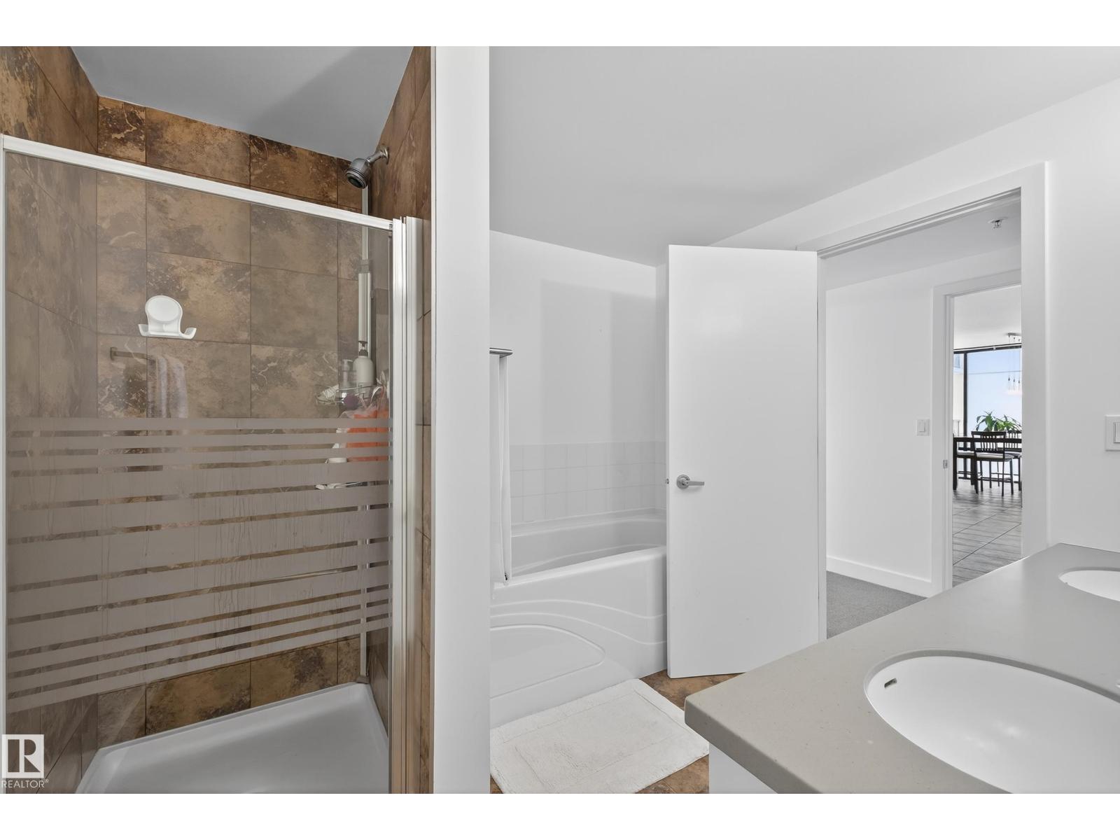 Photo 13 of 701 10028 119 St Nw, Edmonton AB