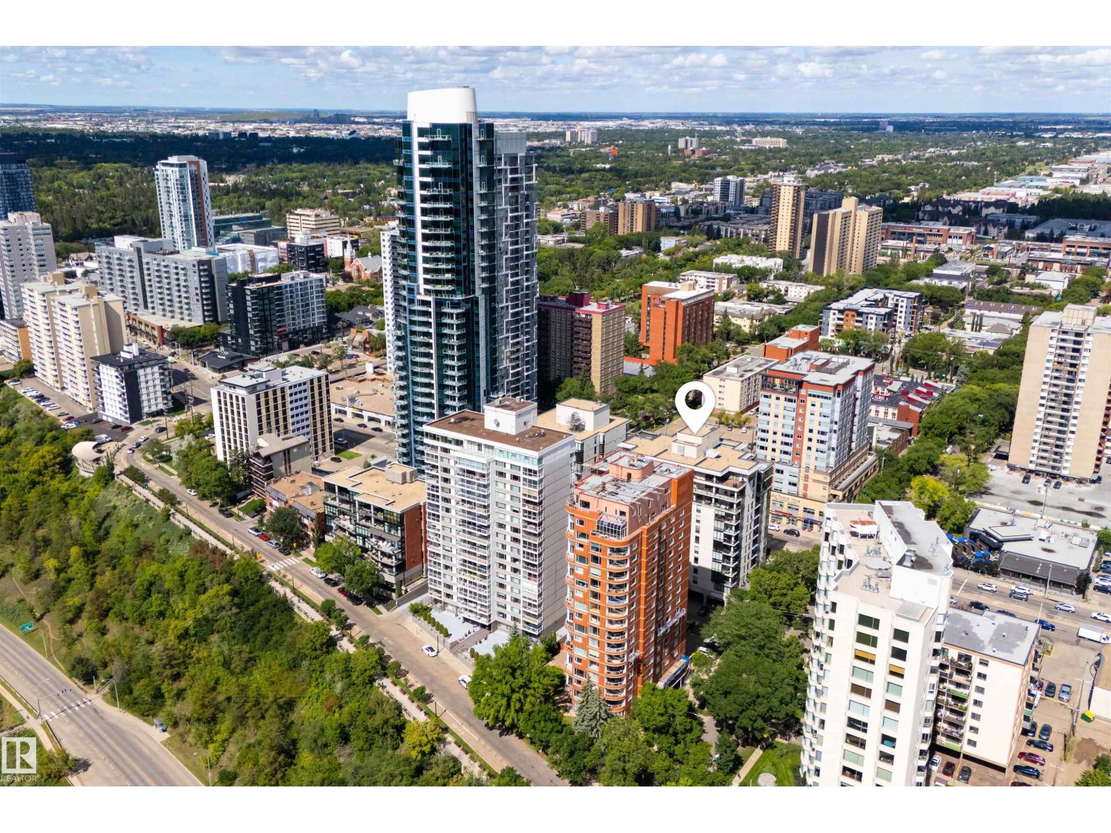 Photo 12 of 701 10028 119 St Nw, Edmonton AB