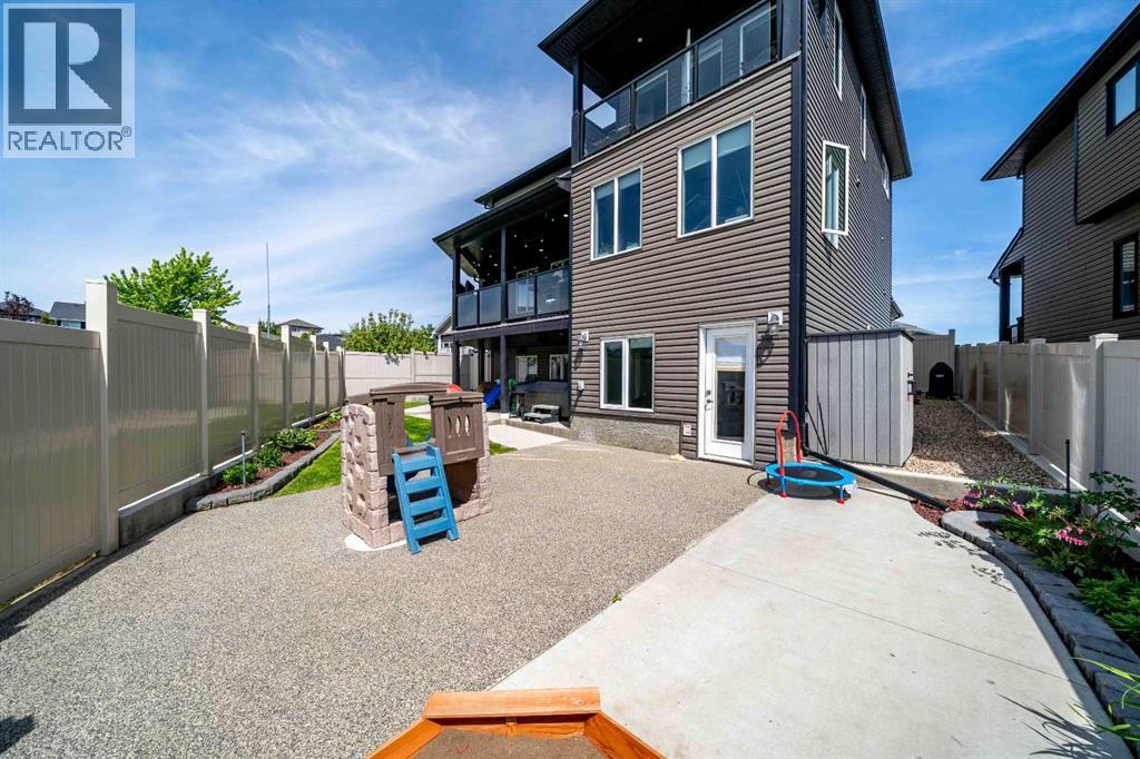 Photo 18 of 335 Ranchview Place Ne, Medicine Hat AB