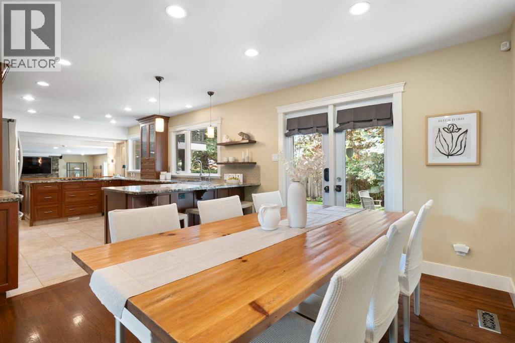 Photo 18 of 419 Willamina Crescent Se, Calgary AB