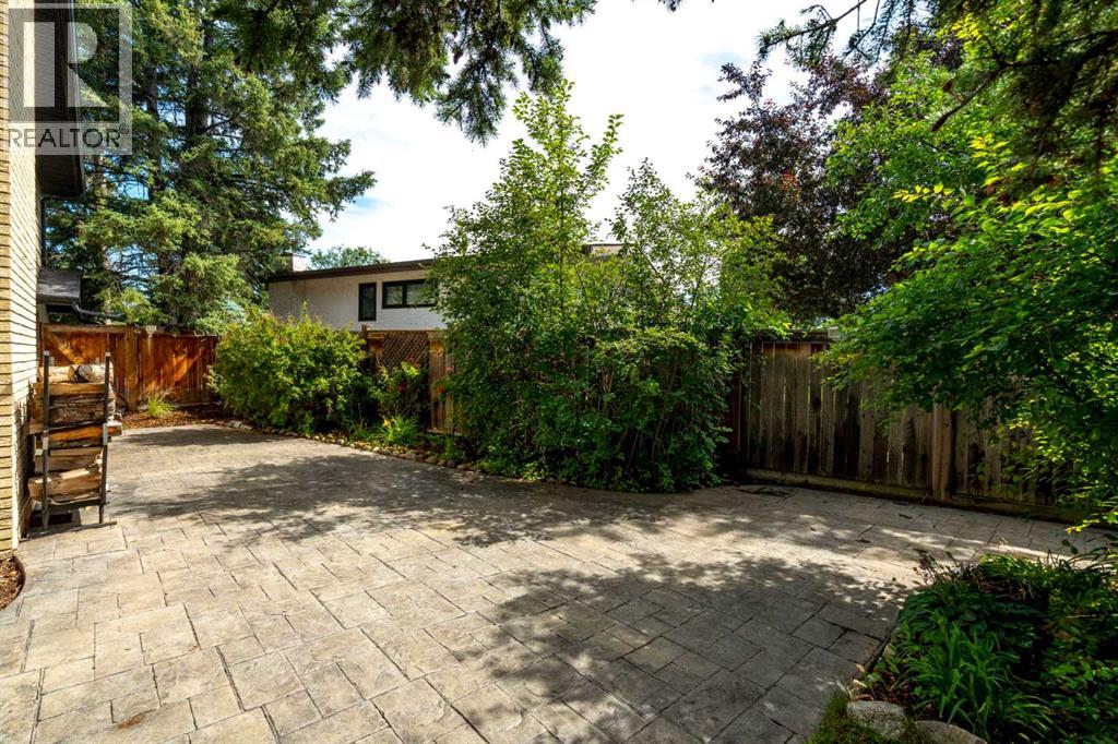 Photo 37 of 419 Willamina Crescent Se, Calgary AB