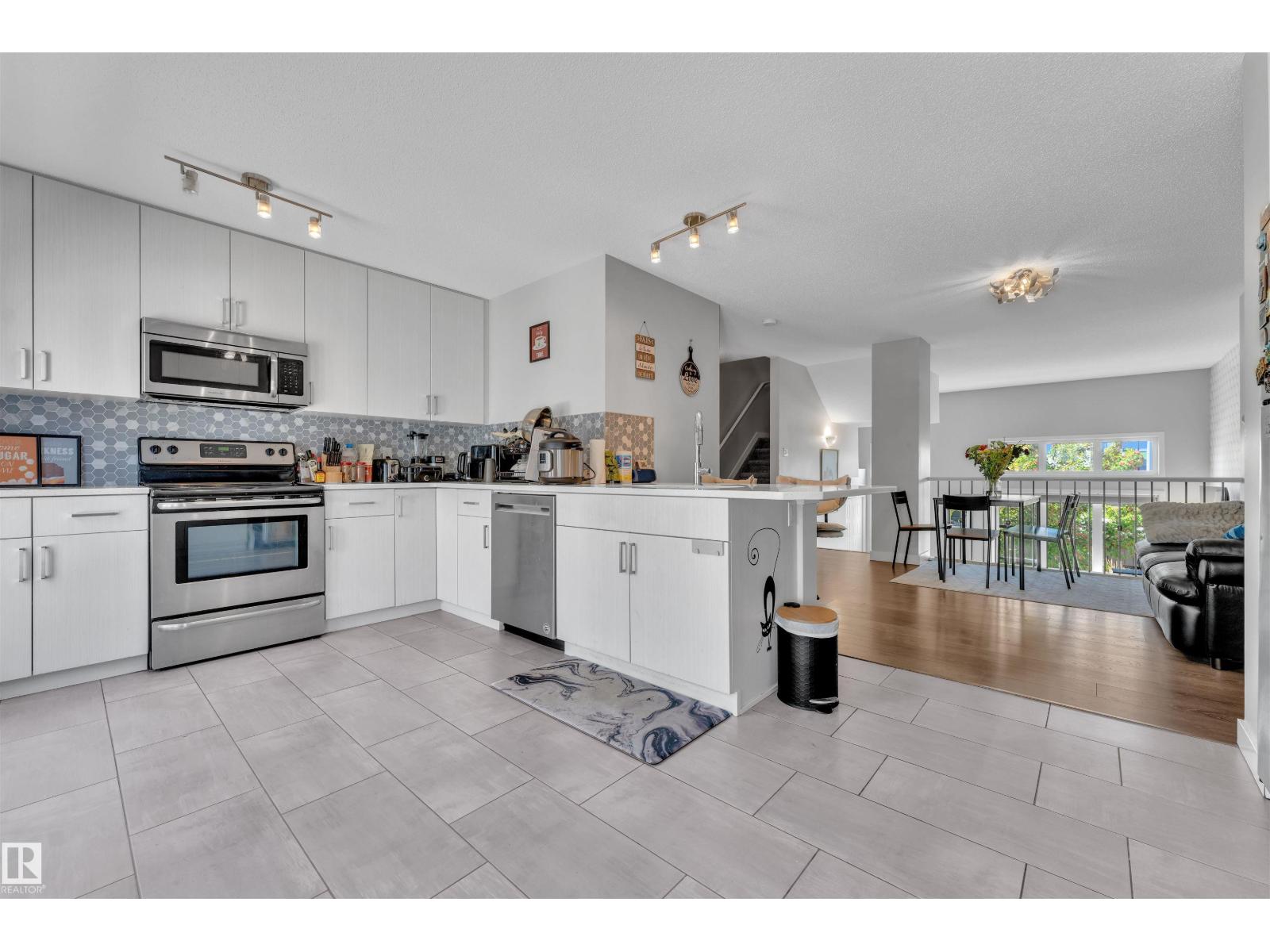 Photo 8 of 6 4470 Prowse Rd Sw, Edmonton AB